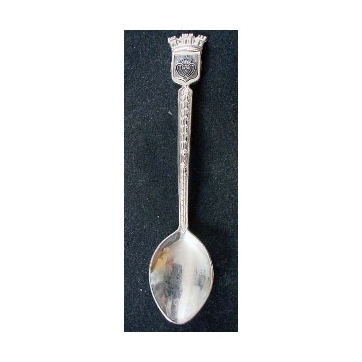 PETITE CUILLERE  : petite cuillère de collection argentée de Vendée