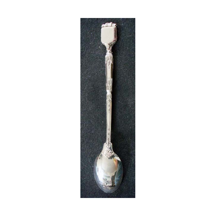 PETITE CUILLERE  : petite cuillère de collection argentée de Vendée