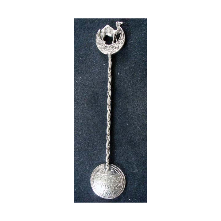 PETITE CUILLERE  : petite cuillère de collection argentée avec chameau (Maroc)