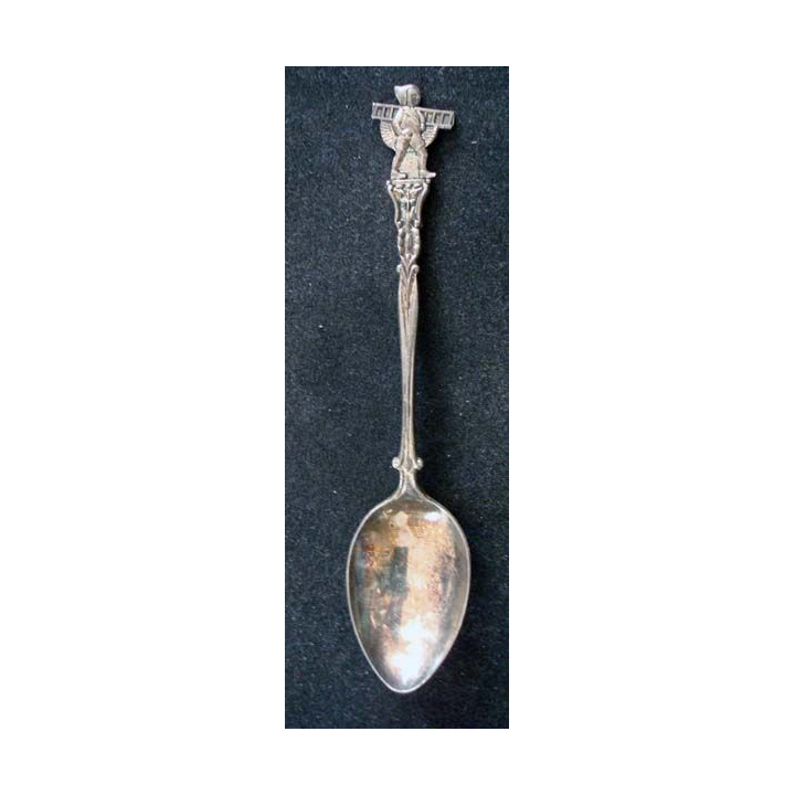 PETITE CUILLERE  : petite cuillère de collection argentée avec lutin portant une échelle