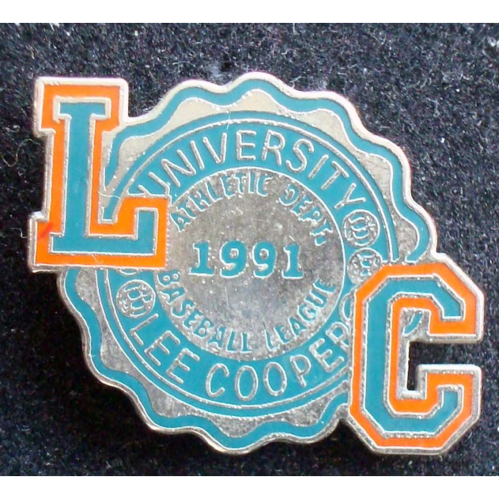 PIN'S LEE COOPER 