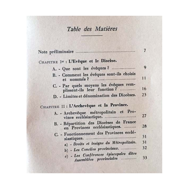 1. L'organisation de l'Église catholique en France de V.-L Chaigneau aux éditions SPES - Paris
