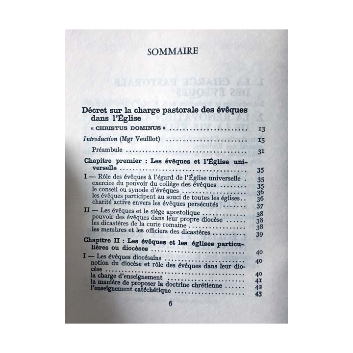 1. Les évêques La vie religieuse La formation des prêtres L'éducation chrétienne Les religions non-chrétiennes