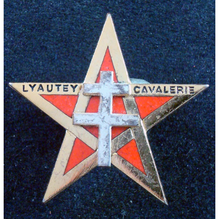 1° RS : insigne métallique du 1° régiment de spahis de fabrication Drago G. 1627