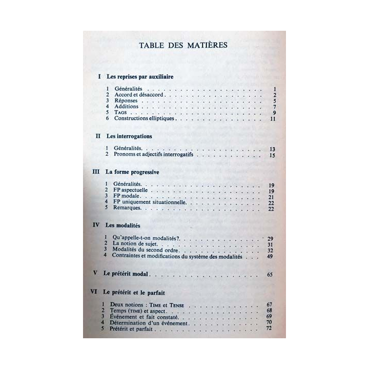 1. Grammaire anglaise thèmes construits de M.L. et G. Groussier P. Chanteront aux éditions Hachette université
