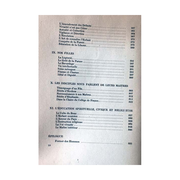 1. L'éducateur de Louis Barjon aux éditions X. Mappus 1946