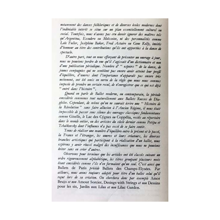 1. Dictionnaire du ballet moderne aux éditions Fernand Hazan