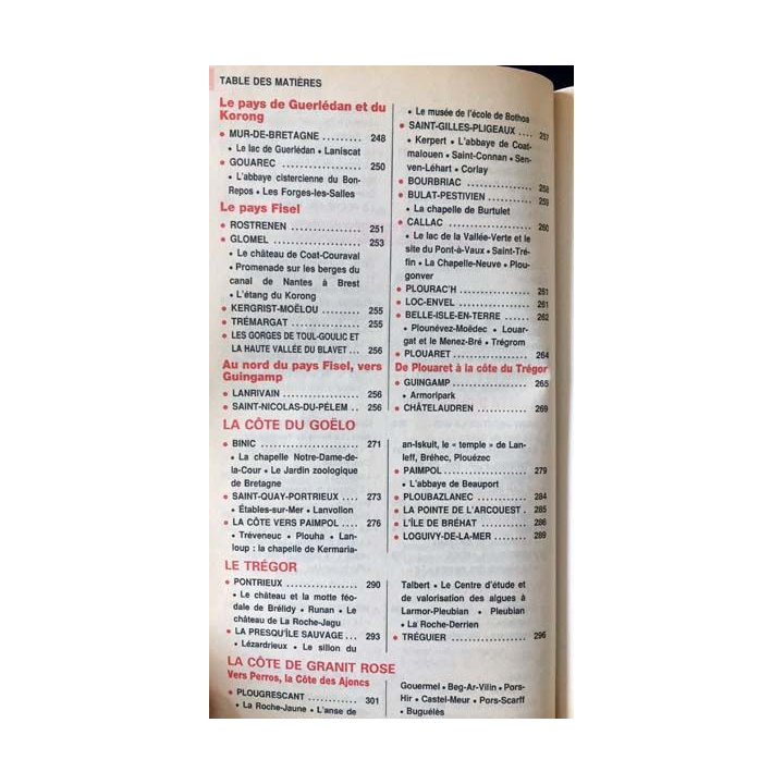 1. Le guide du routard Bretagne Nord 2002-2003 aux éditions Hachette