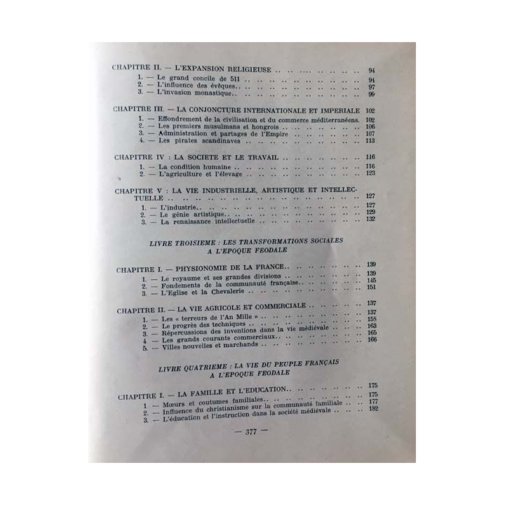 1. L'histoire du peuple français des origines au moyen âge de Régine Pernoud aux éditions nouvelle librairie de France
