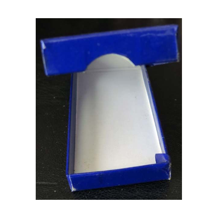 LOT DE 10 boites de médailles blanches ou bleues 
