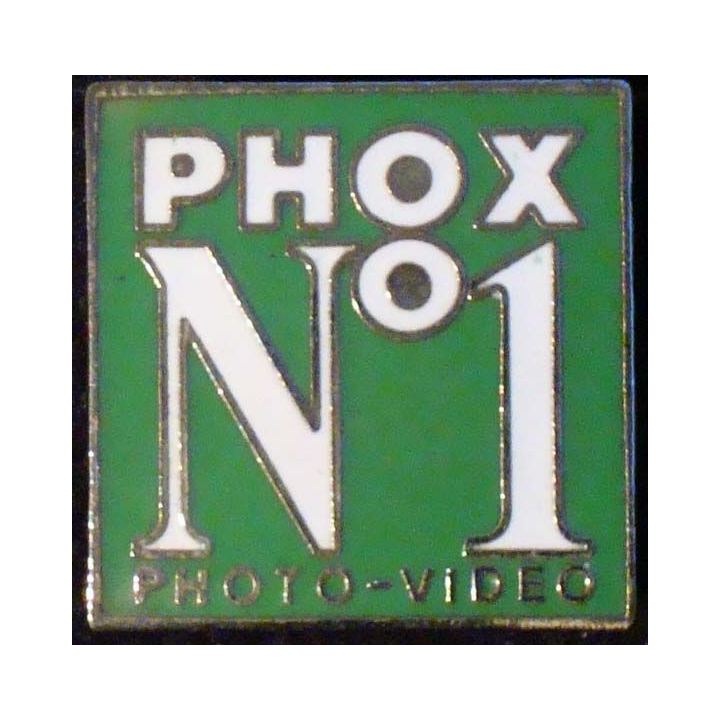PIN'S PHOX : Phox n°1 Photo Vidéo sur fond vert de hauteur 2 cm