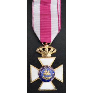 ESPAGNE : médaille de l'Ordre royal et militaire de Saint-Herménégilde refrappe moderne