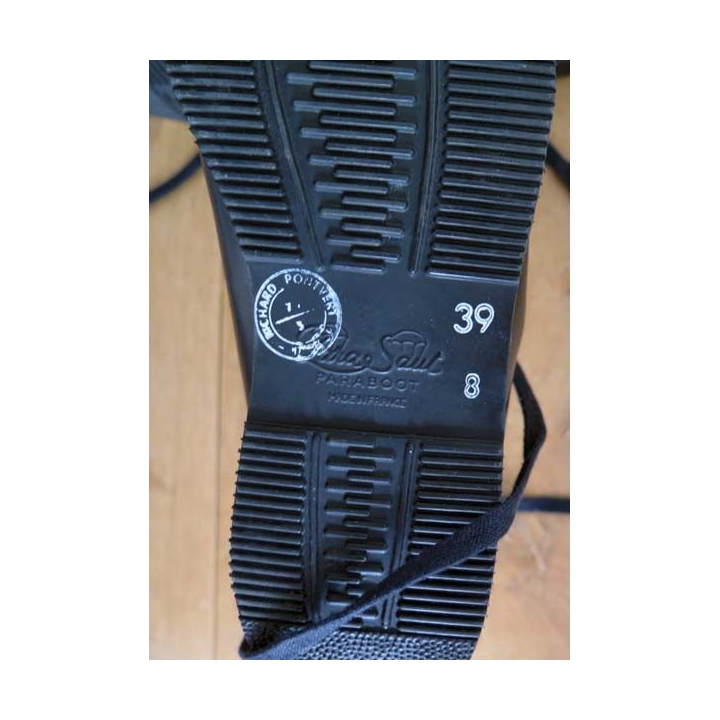 MILITARIA : bottines de saut parfait é