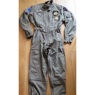 MILITARIA : reproduction d'une tenue com
