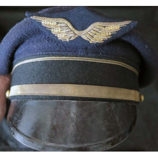 MILITARIA : vieille casquette ancienne de sergent de l'armée de l'air taille 57 avec insigne en cannetille