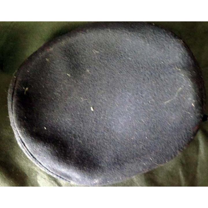 MILITARIA : vieille casquette ancienne de sergent de l'armée de l'air taille 57 avec insigne en cannetille