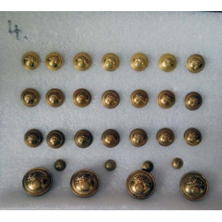 MILITARIA : plaque de boutons en laiton pour uniformes de gendarmerie