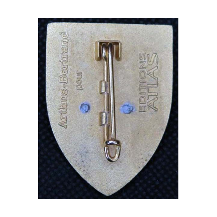 24° RI : insigne métallique du 24° régiment d''infanterie fabriqué par Arthus Bertrand pour les éditions Atlas
