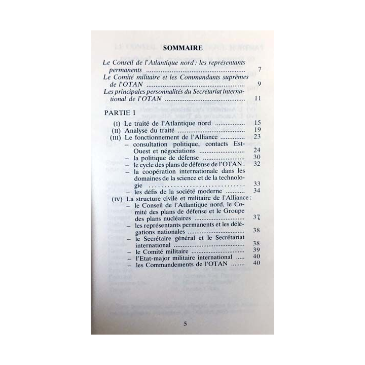 1. Manuel de l'OTAN aux service de l'information de l'OTAN 1987