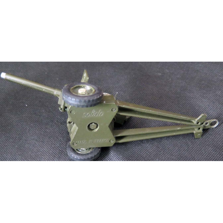 Canon de 105 mm tracté de fabrication Solido avec manque embout bouche canon 
