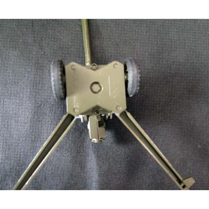 Canon de 105 mm tracté de fabrication Solido avec manque embout bouche canon 