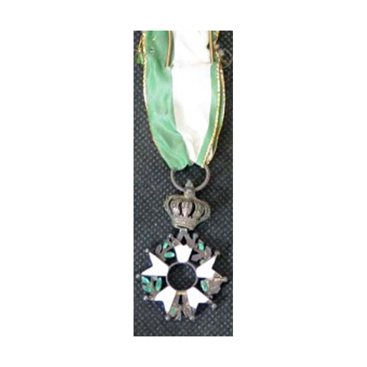 FRANCE : médaille de type légion d'honneur r