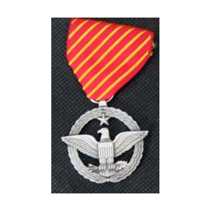 FRANCE : bélière de la médaille commémorayive du Maroc en métal argenté