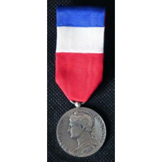 FRANCE : médaille ite