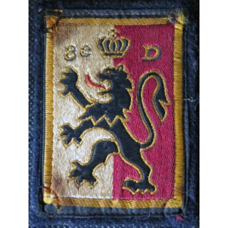 8° DI :  insigne tissu de la 8° divission d'infanterie avec chiffre 8° D bien usé
