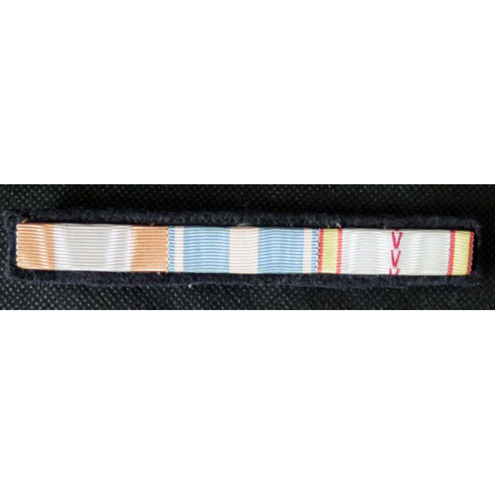 MILITARIA : barrette de rappel de 3 décorations époque 39-45 et Indochine