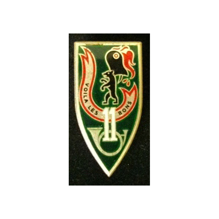 CHASSEURS : insigne du 11° Groupe d'escadrons de chars moyens (GECM) "voilà les bons" de fabrication Drago Paris