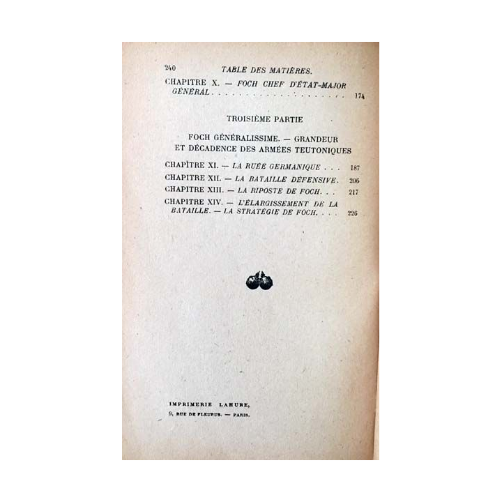 1. Foch le vainqueur de Raymond Recouly aux éditions Hachette 1919