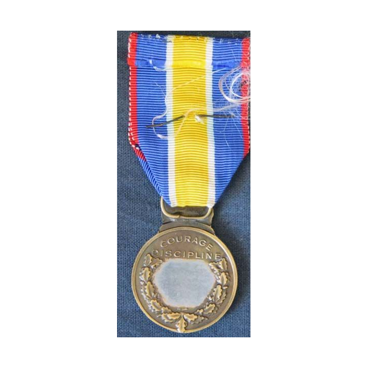 FRANCE : médaille de la gendarmerie nationale non attribuée
