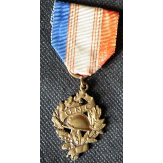 FRANCE : médaille de l'Union Nationale des Combattants UNC en bronze