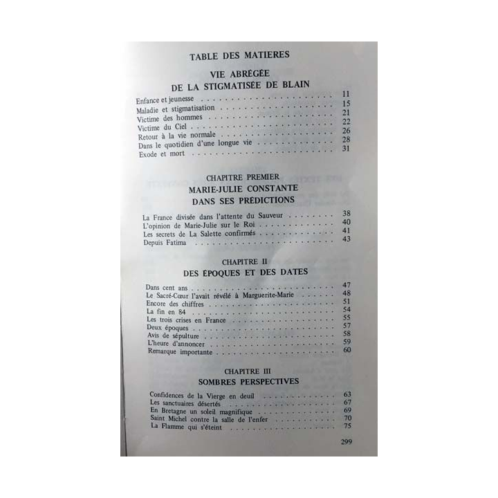 1. Les prophéties de la fraudais de Pierre Roberdel aux éditions Résiac