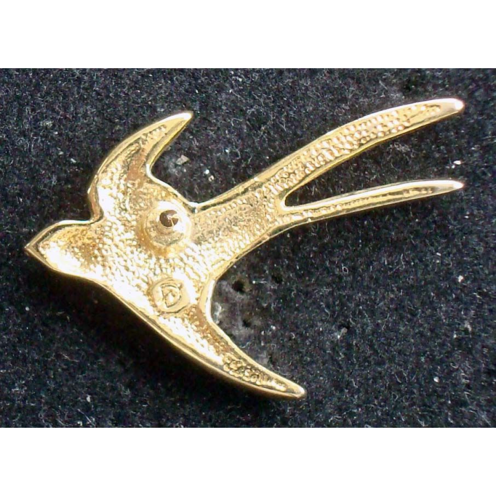 PIN'S BIJOUX ANIMAUX : Pin's hirondelle avec poinçon au dos