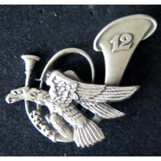 12° BCA : insigne métallique du 12° bataillon de chasseurs alpins de fabrication Drago Paris
