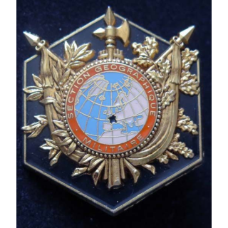 SGM : insigne métallique du service géographique militaire de fabrication Delsart G. 2746