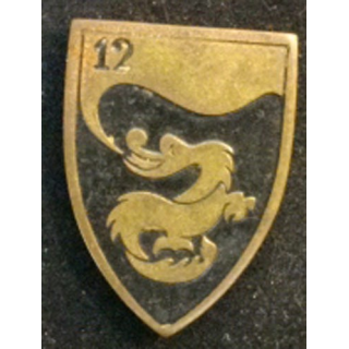  insigne métallique du 12° régiment de dragons peint en métal épais