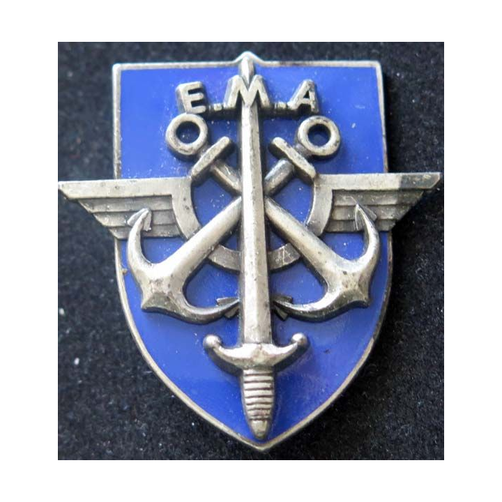 EMA : insigne métallique de l'Etat Major des Armées de fabrication Drago G. 2561 