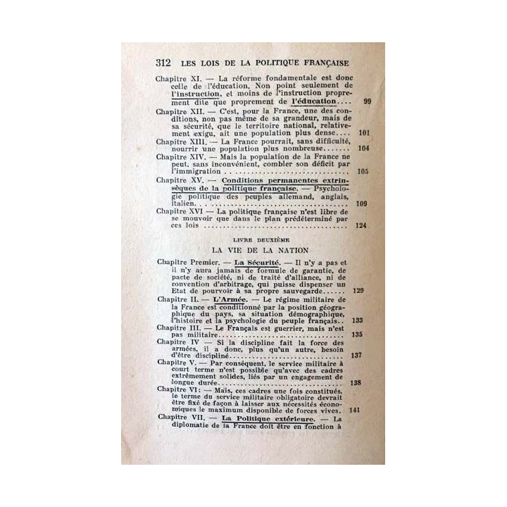 1. Les lois de la politique française de Charles Benoist aux éditions Arthème Fayard