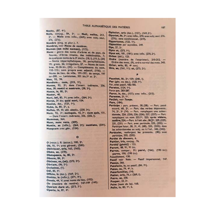 1. Grammaire latine de H. Petitmangin aux éditions J. De Gigord 1965