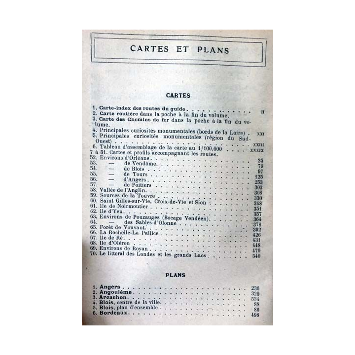 1. Les guides bleus bords de la Loire bains de mer de l'océan et sud-ouest aux éditions Hachette 1917