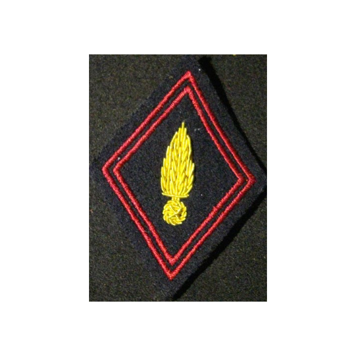 LOSANGE DE BRAS MODÈLE 45 : RÉGIMENT D'INFANTERIE CANNETILLE