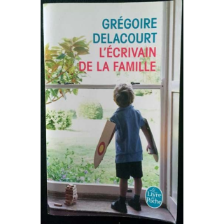 1. L'écrivain de la famille de Grégoire Delacourt aux éditions Jc Lattès
