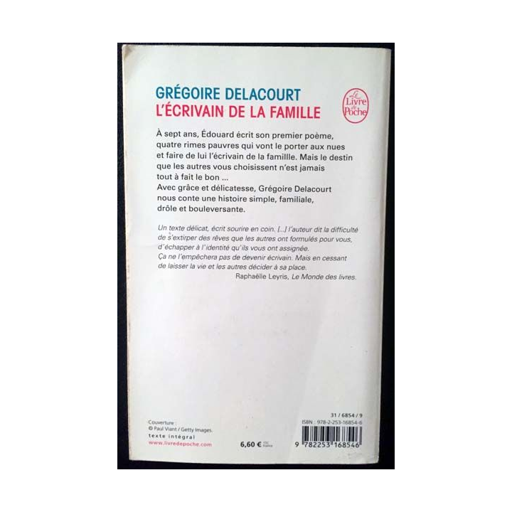 1. L'écrivain de la famille de Grégoire Delacourt aux éditions Jc Lattès