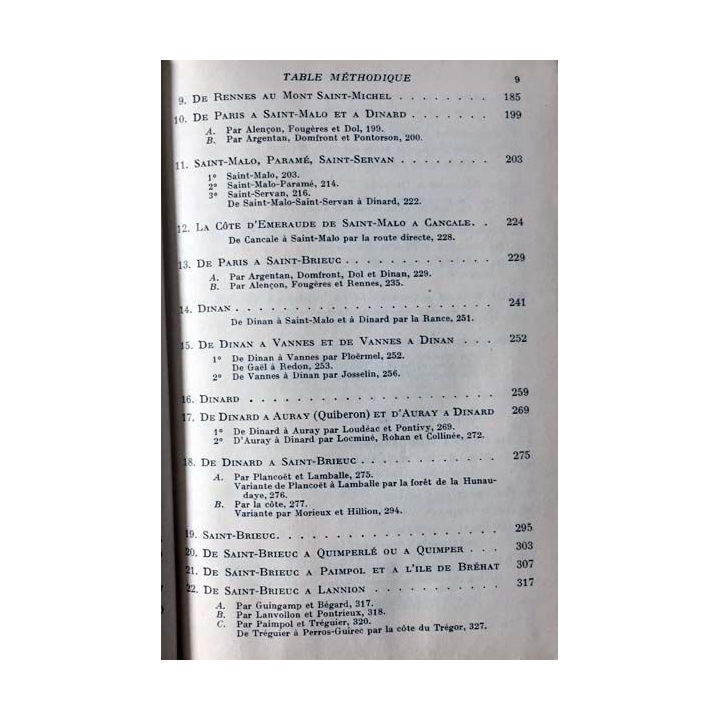 1. Les guides bleus - Bretagne aux éditions Librairie Hachette