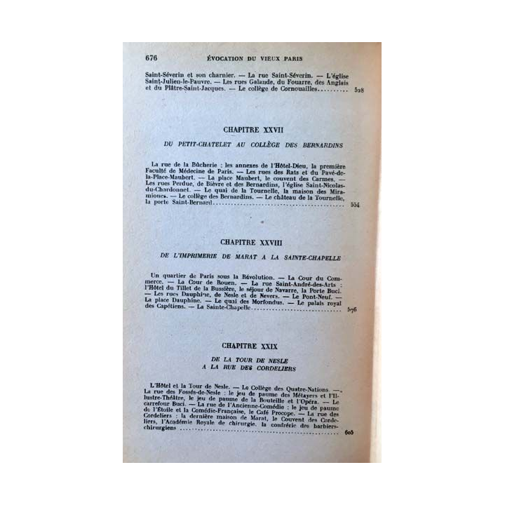 1. Évocation du vieux Paris de Jacques Hillairet aux éditions de Minuit