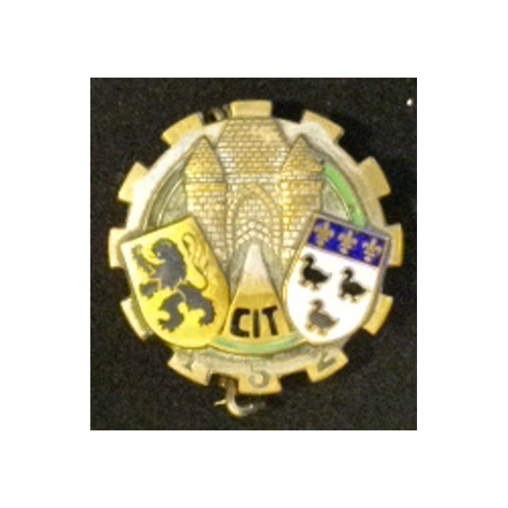 152°  CIT de fabrication Aremail Paris G. 1364 dos grenu bronze émail