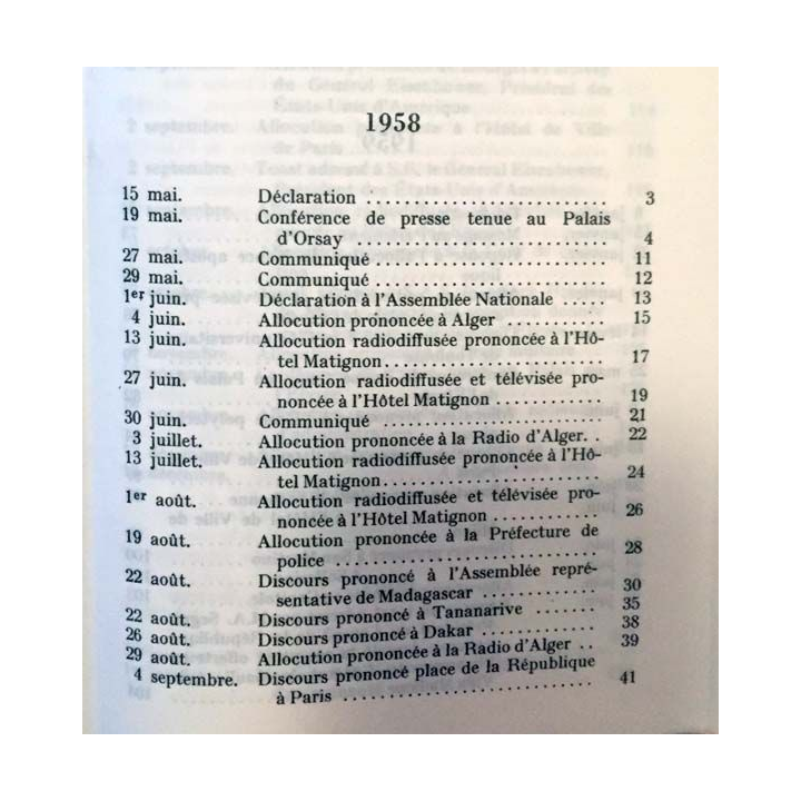 1. Discours et messages Tome 3 Avec le renouveau 1958 - 1962 de Charles de Gaulle aux éditions Plon